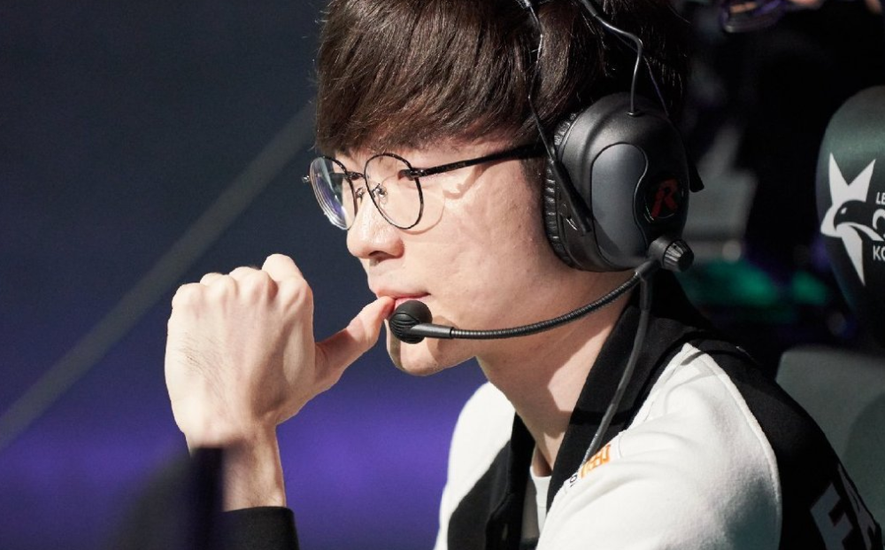 蒂姆在DWG比赛中晋级下一阶段,重要助攻引发热议!热度持续攀升 蒂姆在DWG比赛中晋级下一阶段,重要助攻引发热议!热度持续攀升