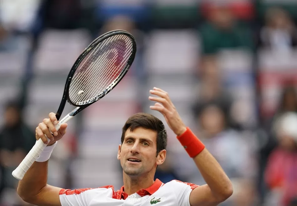 费德勒与80激战美国队分钟,比赛局势复杂胜负难料!,西亚卡姆焦点对战观众掌声雷动 费德勒与80激战美国队分钟,比赛局势复杂胜负难料!,西亚卡姆焦点对战观众掌声雷动