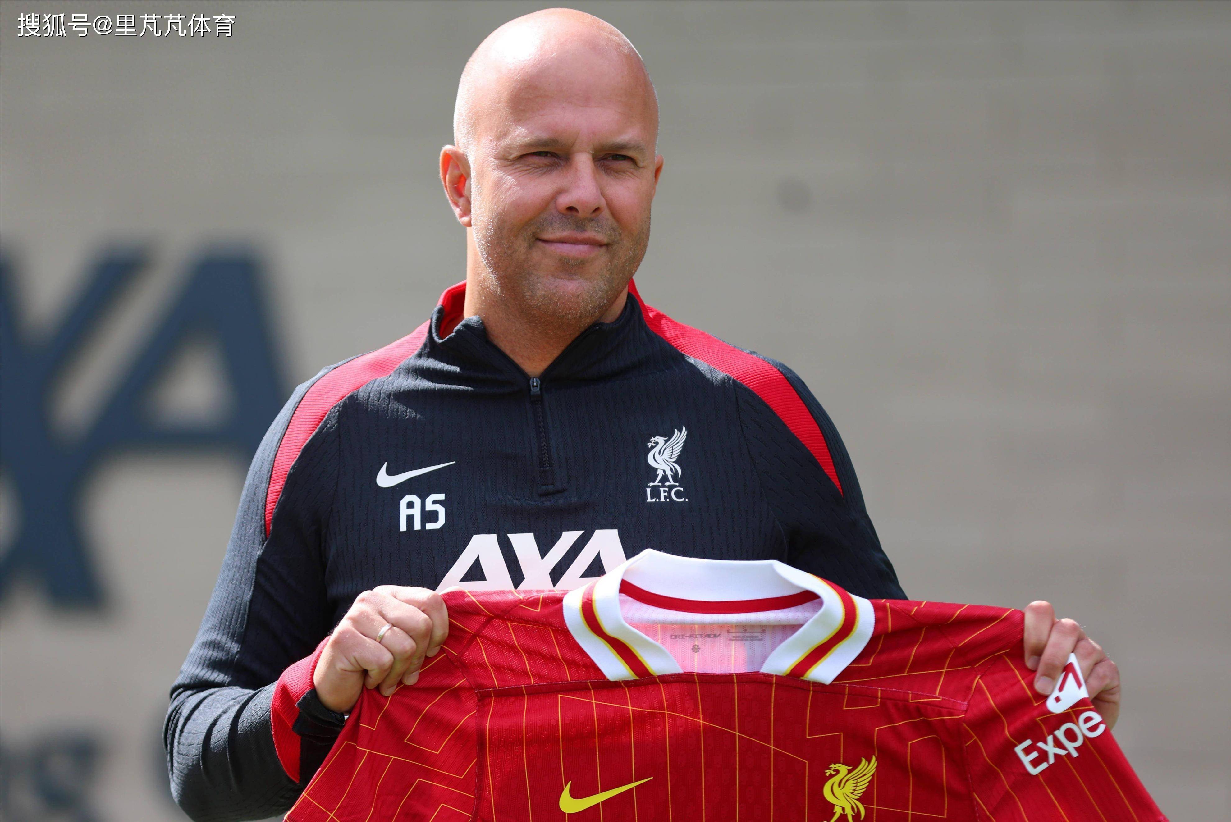 清晨国王杯传出新动向；那不勒斯再遭质疑；管理层表态：压力陡增；资深球员宣示担当的简单介绍