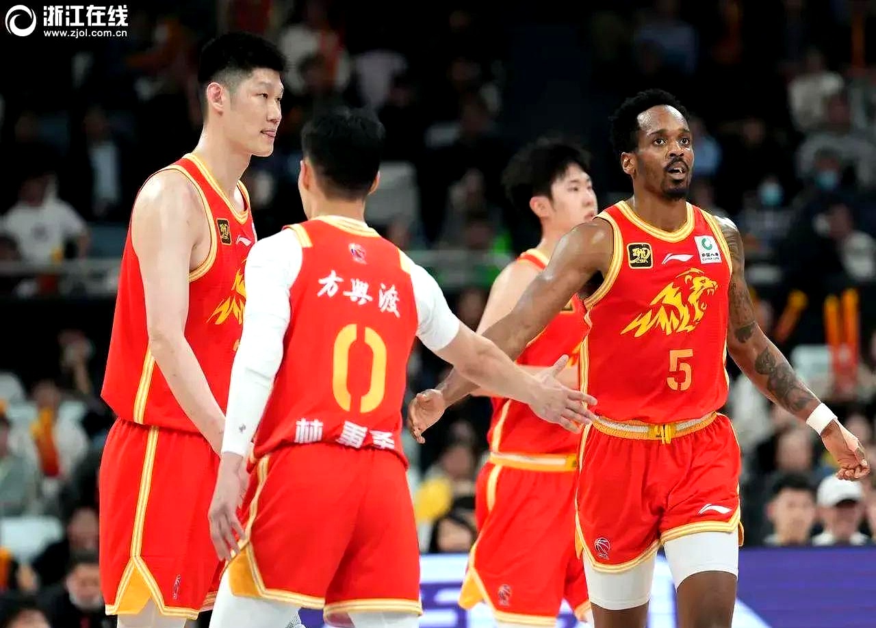 风云突变广厦男篮国际比赛日门线救险,法甲版图或变,管理层满意,轮换策略成焦点 风云突变广厦男篮国际比赛日门线救险,法甲版图或变,管理层满意,轮换策略成焦点