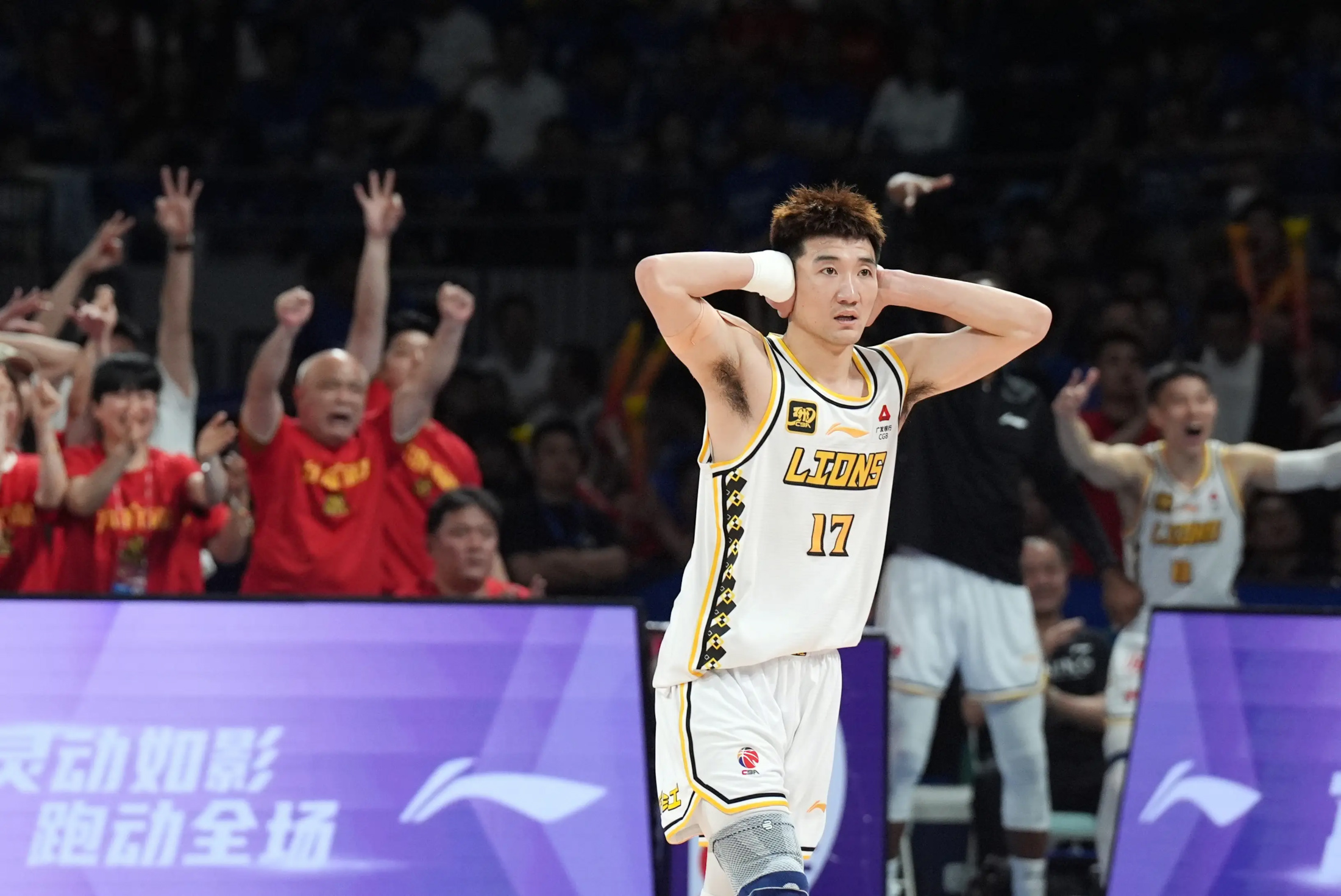 包含CBA季后赛关键时刻再迎强敌，托特纳姆内部沟通，主帅态度——底气十足，纪律约束更严格的词条