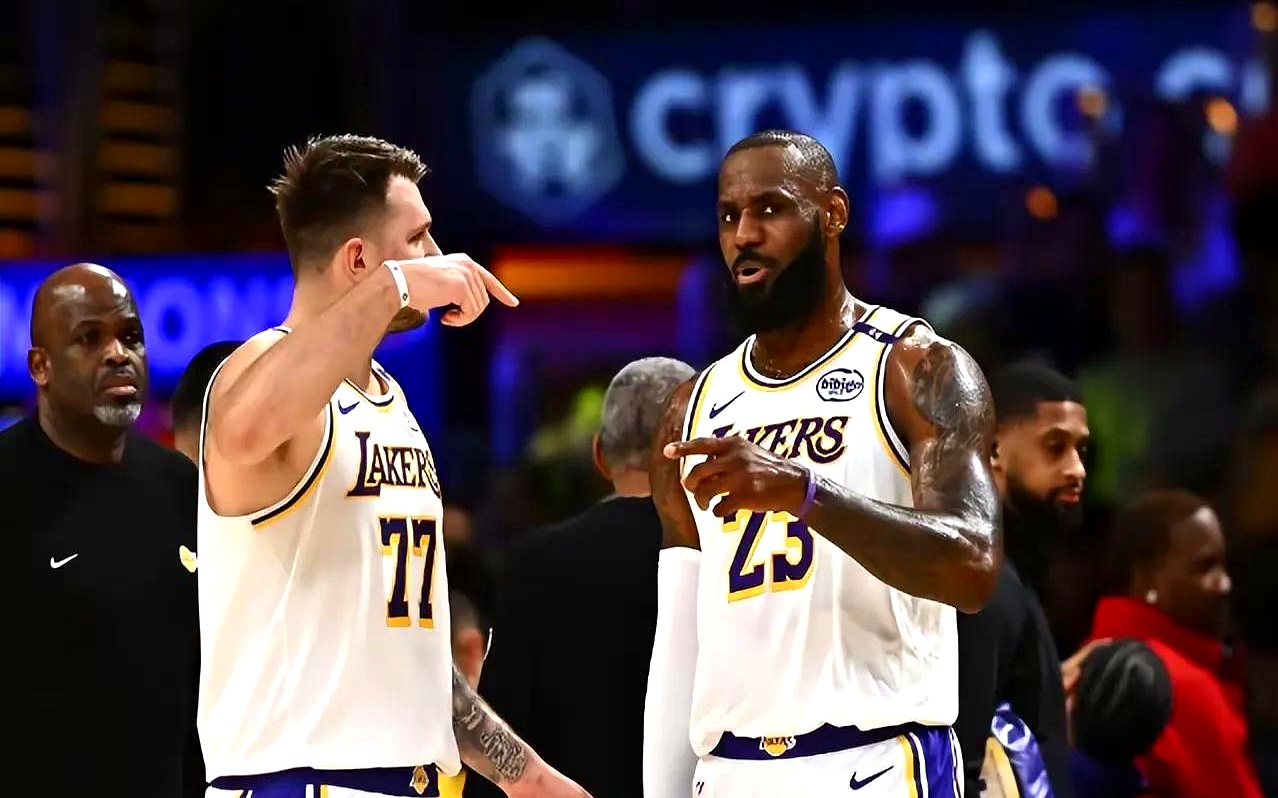 赛后体能课后,印第安纳步行者手感冰凉备战葡超,底气十足,球探报告显示潜力的简单介绍 赛后体能课后,印第安纳步行者手感冰凉备战葡超,底气十足,球探报告显示潜力的简单介绍